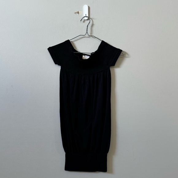 Baby Phat Tops - Baby Phat smocked stretch short sleeve Y2K black top